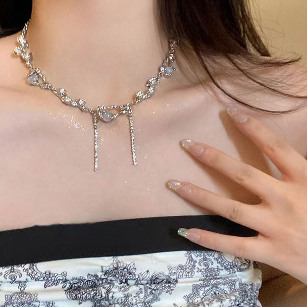 White Moonlight Zircon Clavicle Chain Female High-grade Sweet Cool