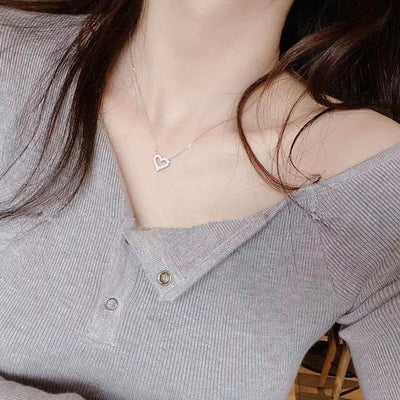 Hollowed Heart Shape Simple Heart-shaped Necklace Female Clavicle Chain