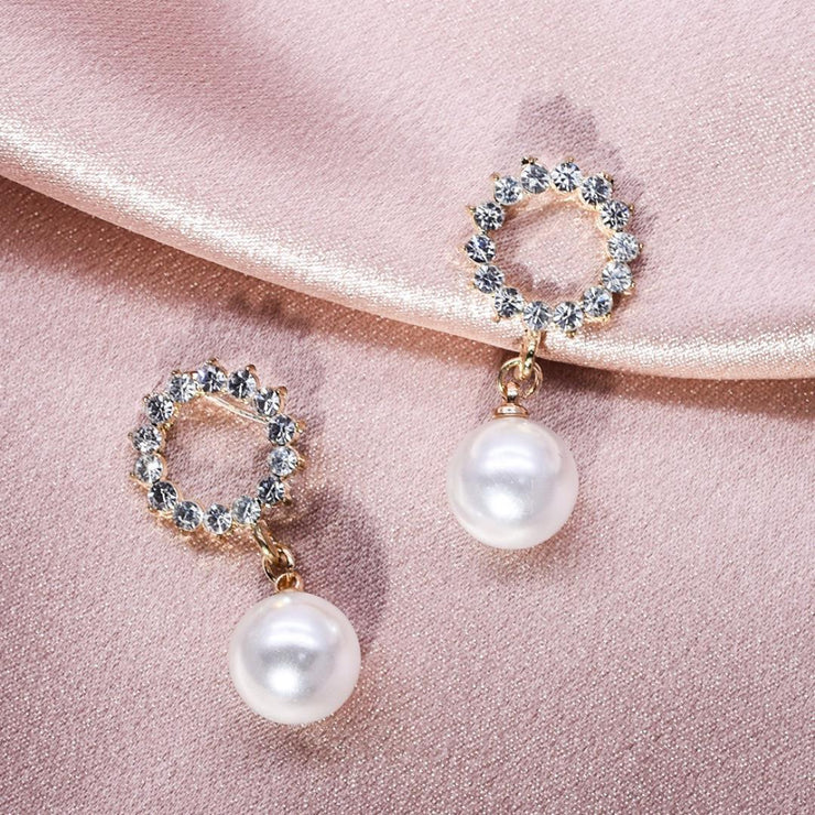 Women's High-grade Banquet Style Diamond-embedded Circle Autumn And Winter Earrings