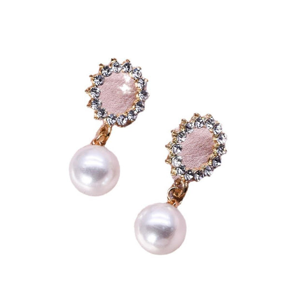 Women's High-grade Banquet Style Diamond-embedded Circle Autumn And Winter Earrings